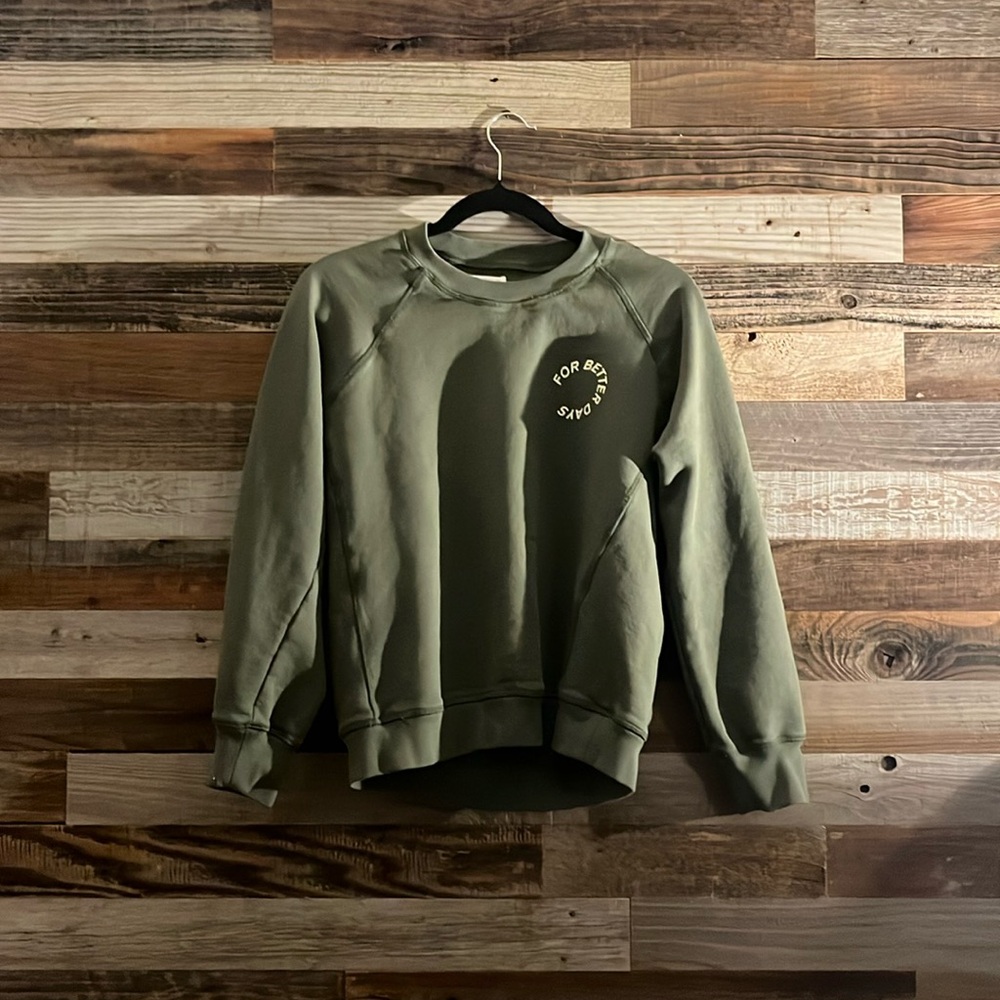 For days crewneck